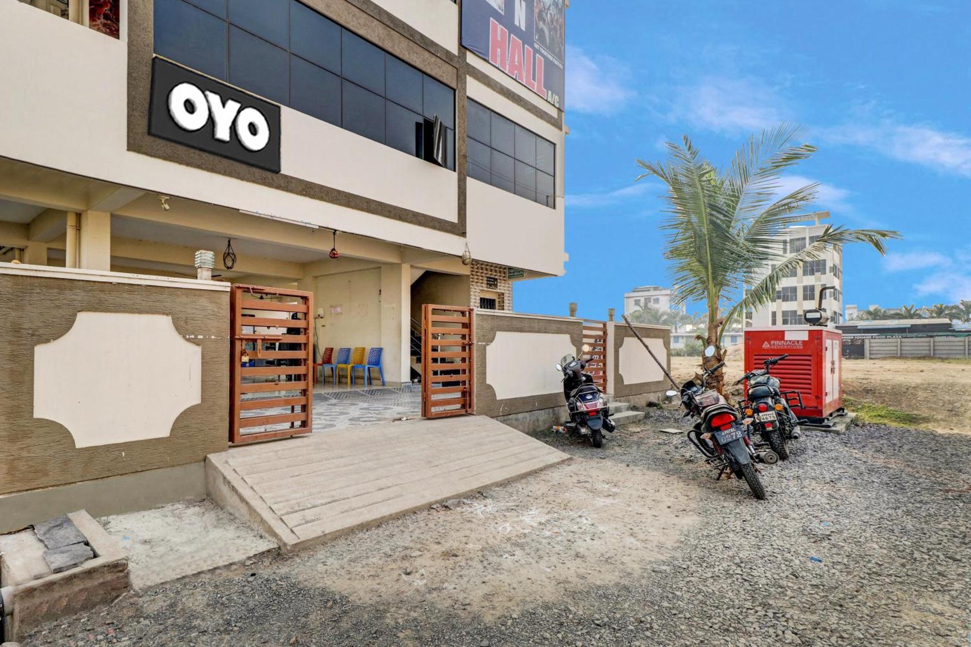 فندق Guntūrفي  Oyo Vnr Convention المظهر الخارجي الصورة